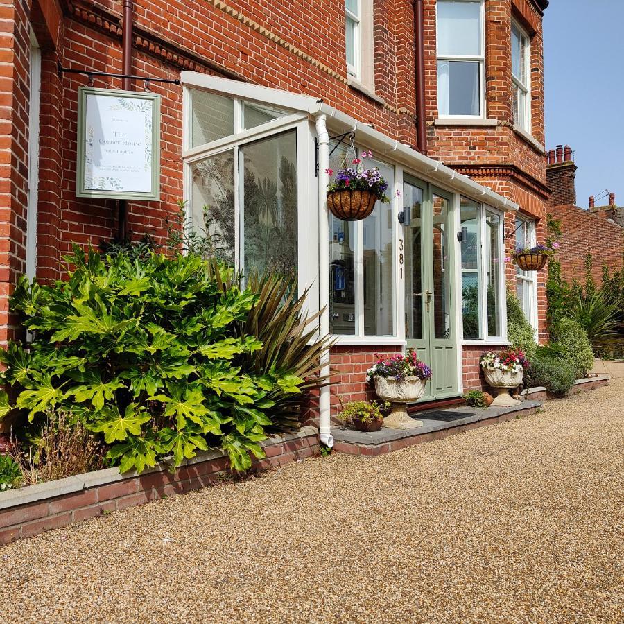 The Corner House Bed & Breakfast Lowestoft Eksteriør bilde