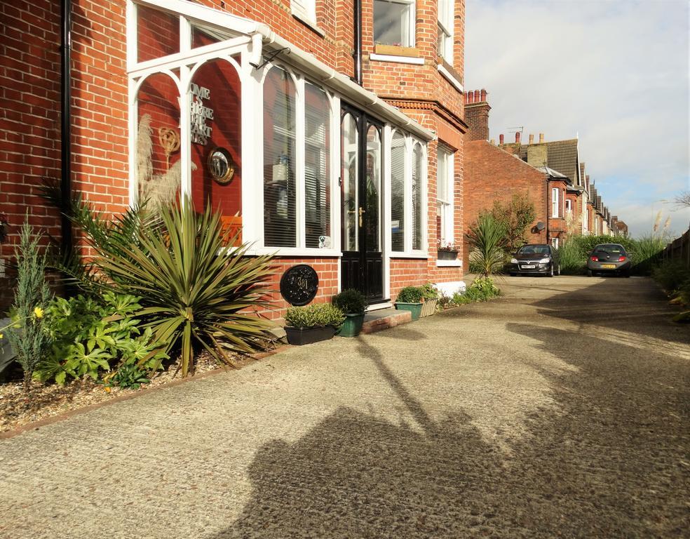 The Corner House Bed & Breakfast Lowestoft Eksteriør bilde