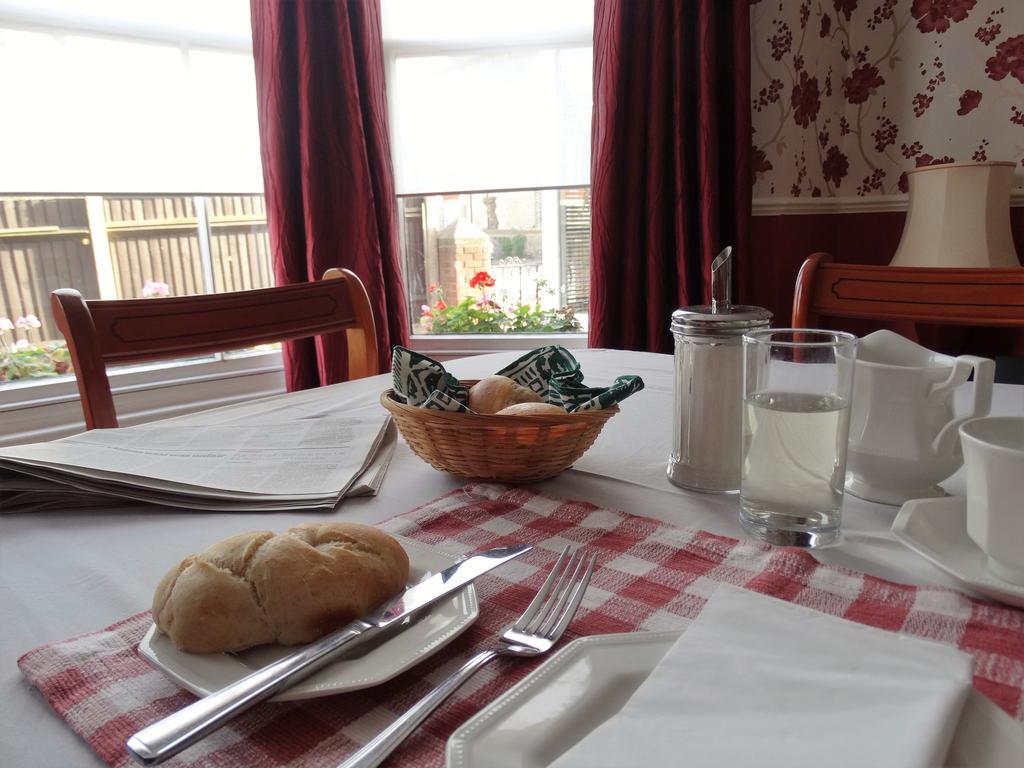 The Corner House Bed & Breakfast Lowestoft Eksteriør bilde